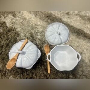 2 Sag & Oak Stoneware 5" Pumpkin Cocotte Lidded Bowls NWOT